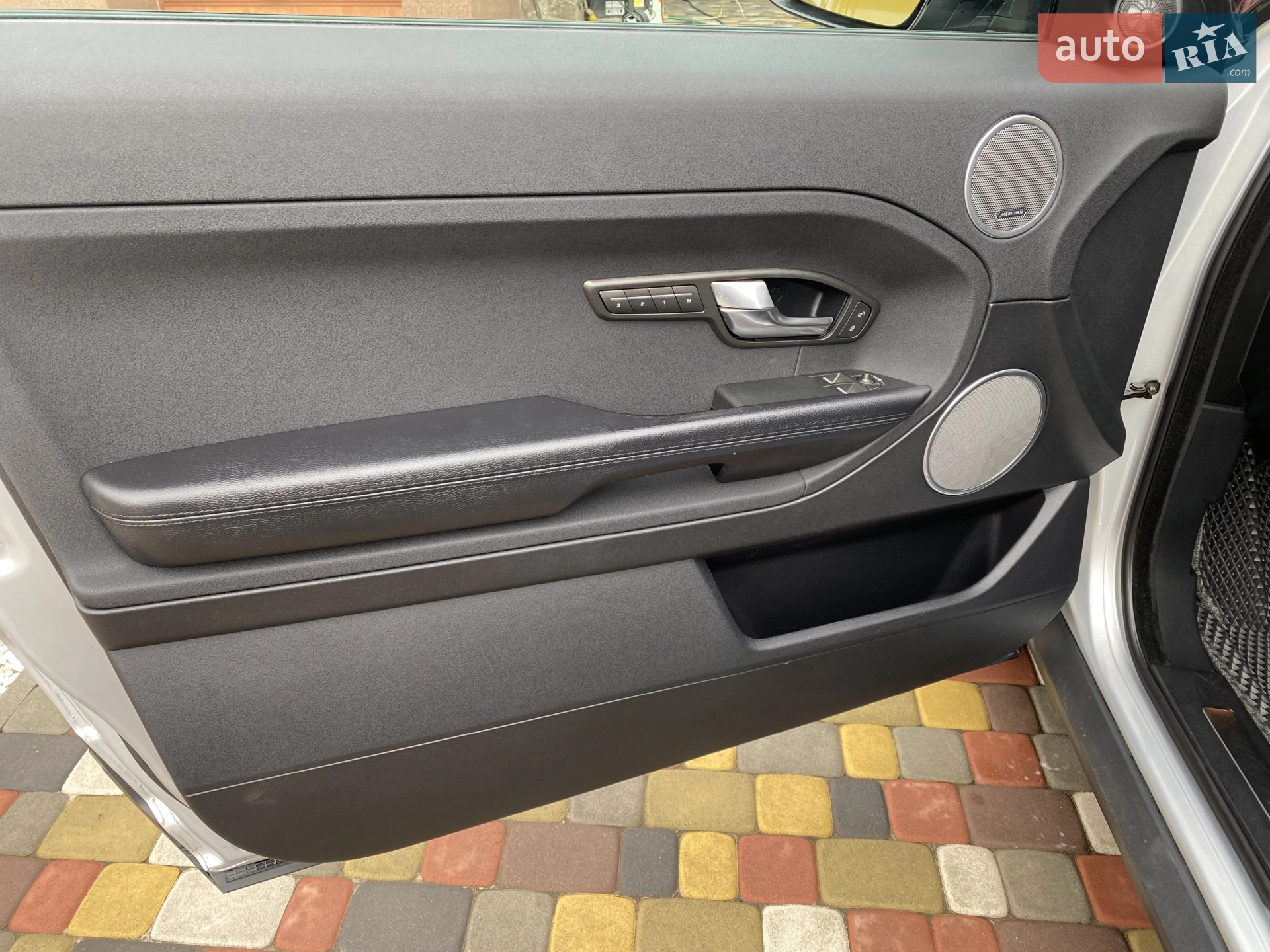 2011 Land Rover Range Rover Evoque - мініатюра 16