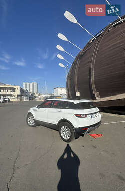 Внедорожник / Кроссовер Land Rover Range Rover Evoque 2017 в 