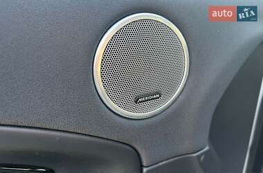 Внедорожник / Кроссовер Land Rover Range Rover Evoque 2015 в 