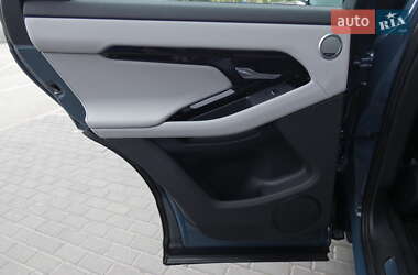 Позашляховик / Кросовер Land Rover Range Rover Evoque 2024 в 