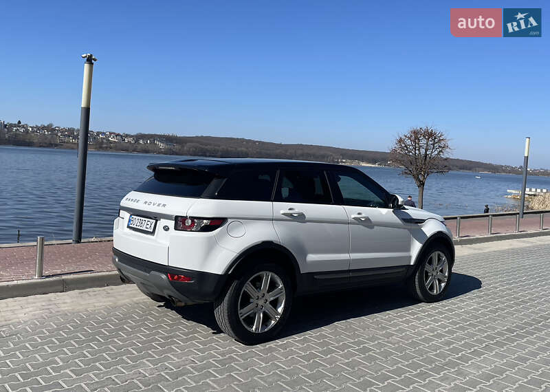 Внедорожник / Кроссовер Land Rover Range Rover Evoque 2015 в Тернополе