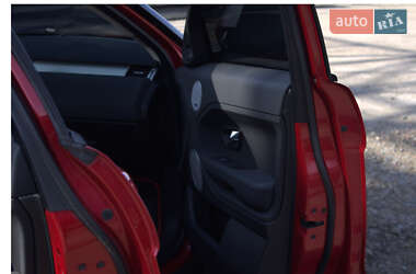Внедорожник / Кроссовер Land Rover Range Rover Evoque 2012 в 