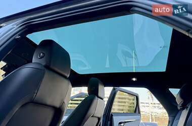 Внедорожник / Кроссовер Land Rover Range Rover Evoque 2023 в 