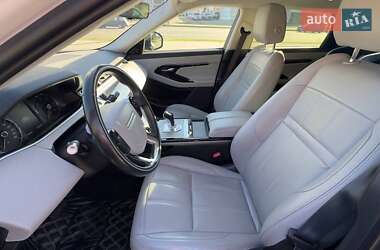 Внедорожник / Кроссовер Land Rover Range Rover Evoque 2019 в 