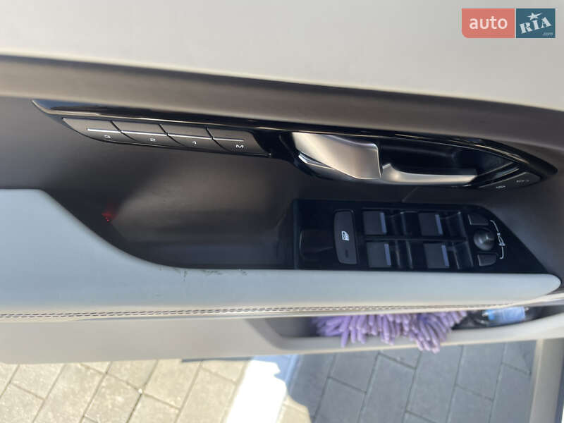 Внедорожник / Кроссовер Land Rover Range Rover Evoque 2014 в Одессе