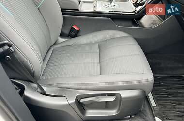 Позашляховик / Кросовер Land Rover Range Rover Evoque 2020 в 