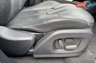 Внедорожник / Кроссовер Land Rover Range Rover Evoque 2013 в 
