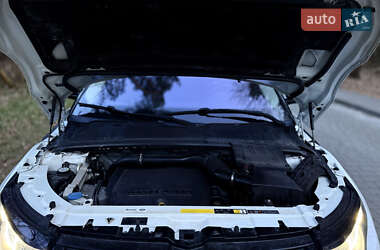 Внедорожник / Кроссовер Land Rover Range Rover Evoque 2014 в 