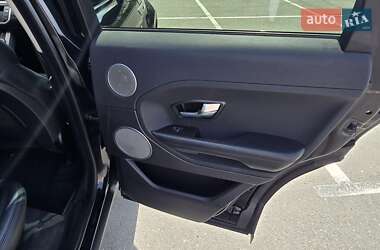 Внедорожник / Кроссовер Land Rover Range Rover Evoque 2015 в 