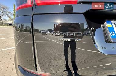 Позашляховик / Кросовер Land Rover Range Rover Evoque 2019 в 
