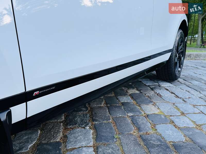 Внедорожник / Кроссовер Land Rover Range Rover Evoque 2019 в Киеве