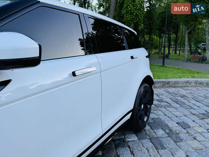 Внедорожник / Кроссовер Land Rover Range Rover Evoque 2019 в Киеве