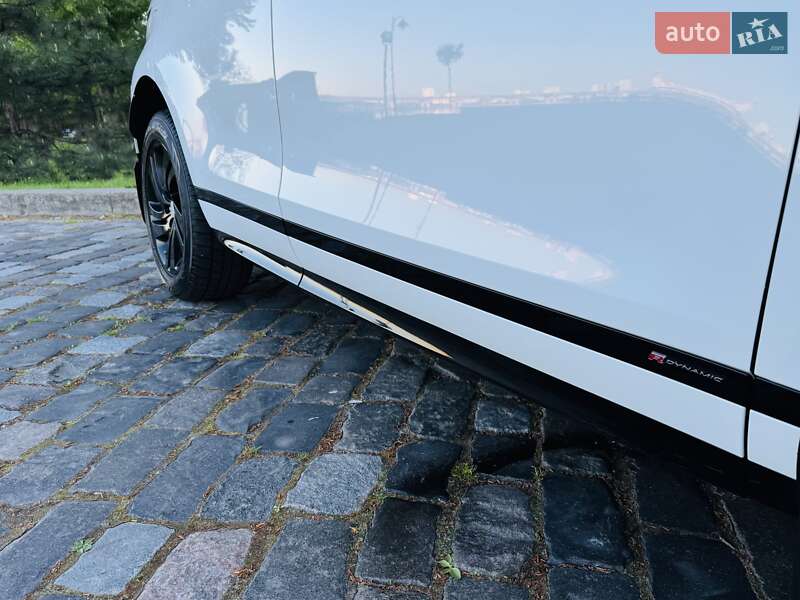 Внедорожник / Кроссовер Land Rover Range Rover Evoque 2019 в Киеве