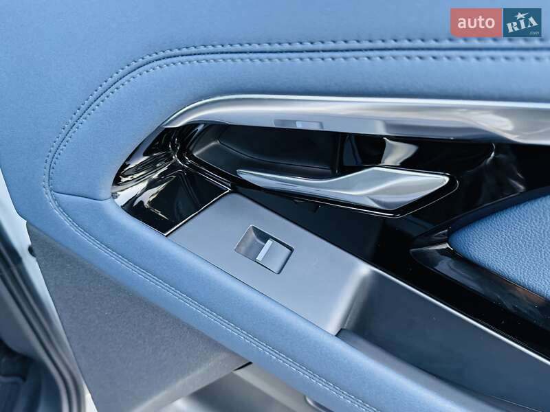 Внедорожник / Кроссовер Land Rover Range Rover Evoque 2019 в Киеве