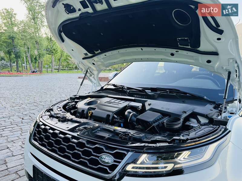 Внедорожник / Кроссовер Land Rover Range Rover Evoque 2019 в Киеве