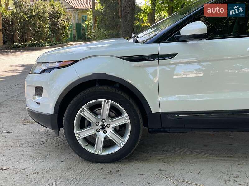 Позашляховик / Кросовер Land Rover Range Rover Evoque 2014 в Києві