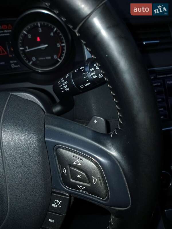 Внедорожник / Кроссовер Land Rover Range Rover Evoque 2012 в Киеве