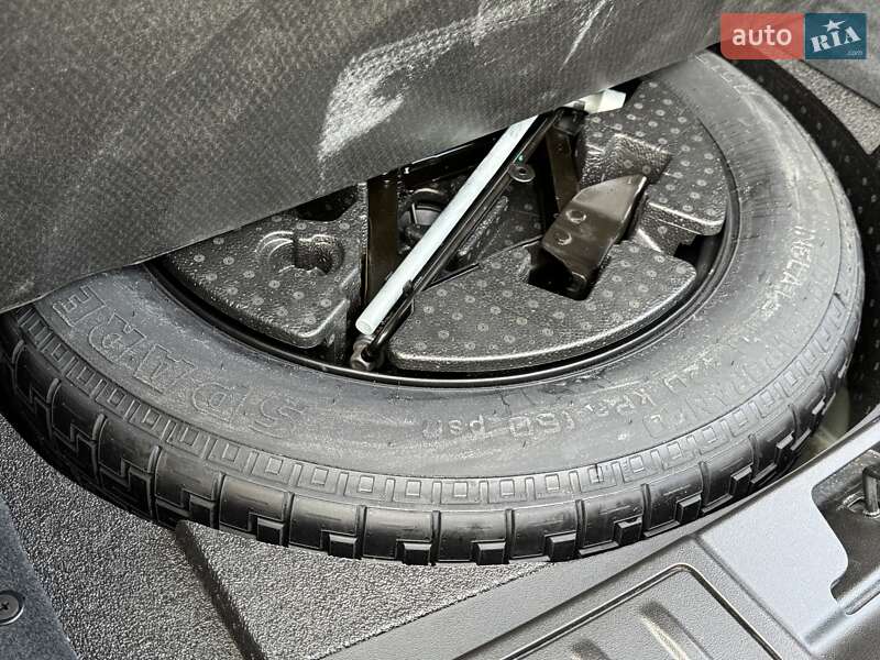 Внедорожник / Кроссовер Land Rover Range Rover Evoque 2020 в Днепре