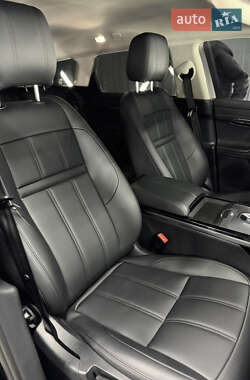 Внедорожник / Кроссовер Land Rover Range Rover Evoque 2020 в 
