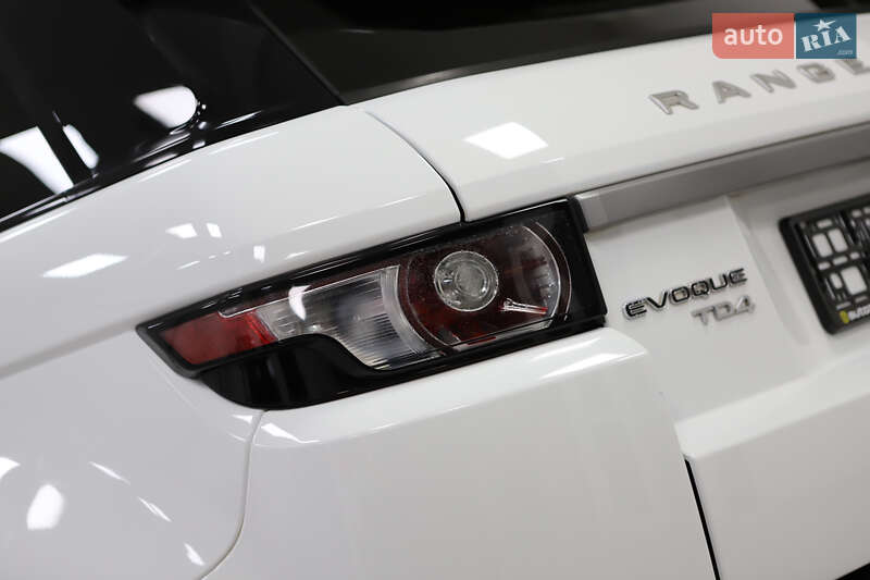 Внедорожник / Кроссовер Land Rover Range Rover Evoque 2015 в Дрогобыче