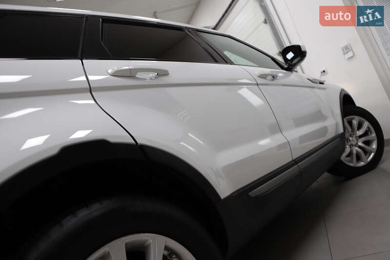 Внедорожник / Кроссовер Land Rover Range Rover Evoque 2015 в Дрогобыче