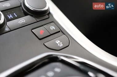 Внедорожник / Кроссовер Land Rover Range Rover Evoque 2015 в 