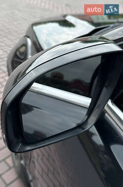 Внедорожник / Кроссовер Land Rover Range Rover Evoque 2011 в 