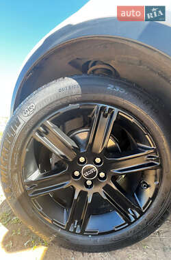Внедорожник / Кроссовер Land Rover Range Rover Evoque 2014 в 