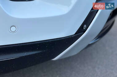 Внедорожник / Кроссовер Land Rover Range Rover Evoque 2013 в 