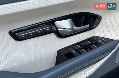 Внедорожник / Кроссовер Land Rover Range Rover Evoque 2013 в 