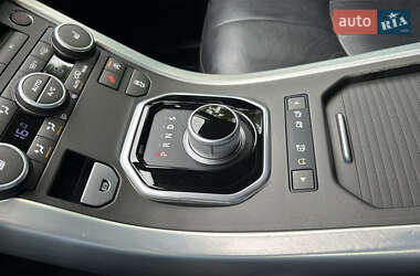 Позашляховик / Кросовер Land Rover Range Rover Evoque 2015 в 