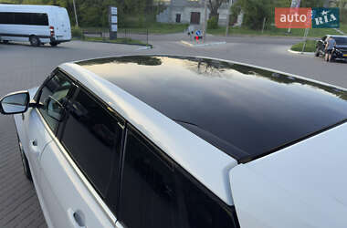 Внедорожник / Кроссовер Land Rover Range Rover Evoque 2012 в 