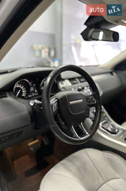 Внедорожник / Кроссовер Land Rover Range Rover Evoque 2015 в 