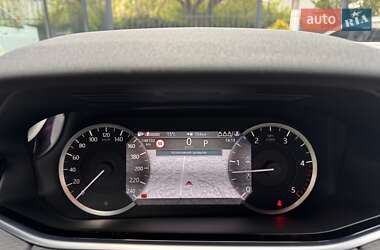 Внедорожник / Кроссовер Land Rover Range Rover Evoque 2021 в 