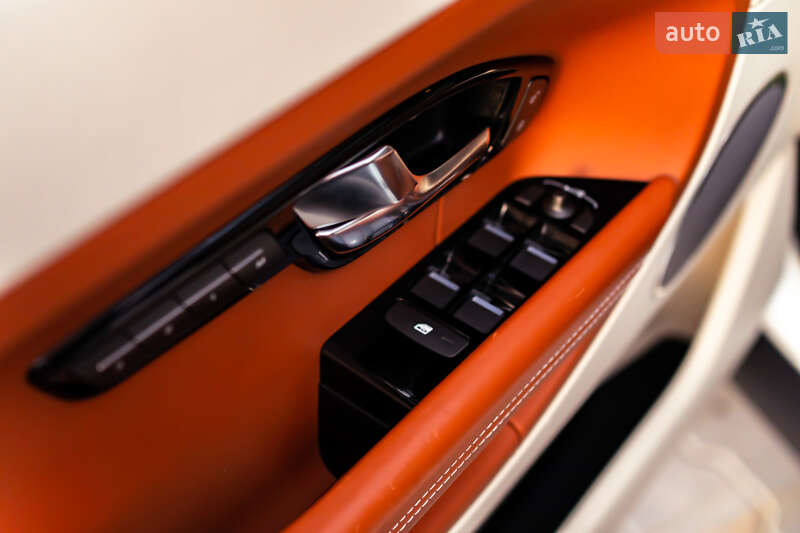 Внедорожник / Кроссовер Land Rover Range Rover Evoque 2013 в Луцке