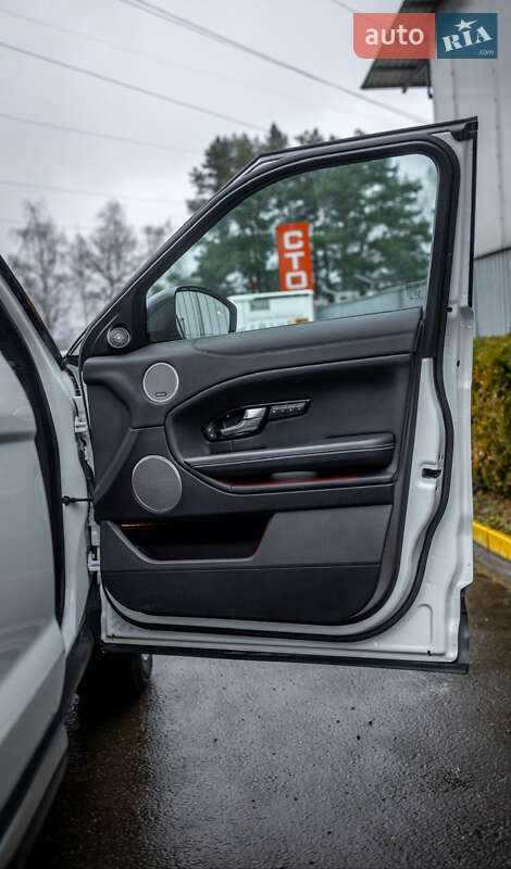 Внедорожник / Кроссовер Land Rover Range Rover Evoque 2015 в Черновцах