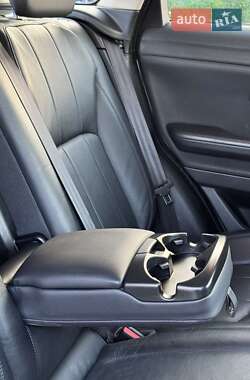 Внедорожник / Кроссовер Land Rover Range Rover Evoque 2015 в 