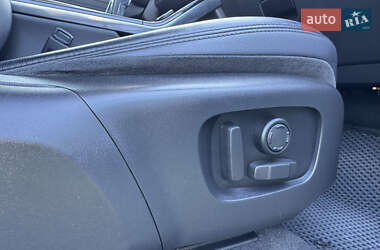 Внедорожник / Кроссовер Land Rover Range Rover Evoque 2019 в 