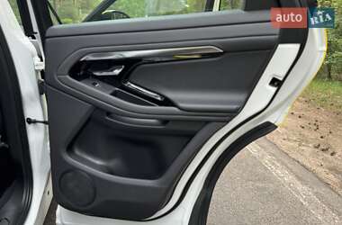 Внедорожник / Кроссовер Land Rover Range Rover Evoque 2021 в 