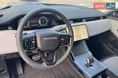 Внедорожник / Кроссовер Land Rover Range Rover Evoque 2024 в 
