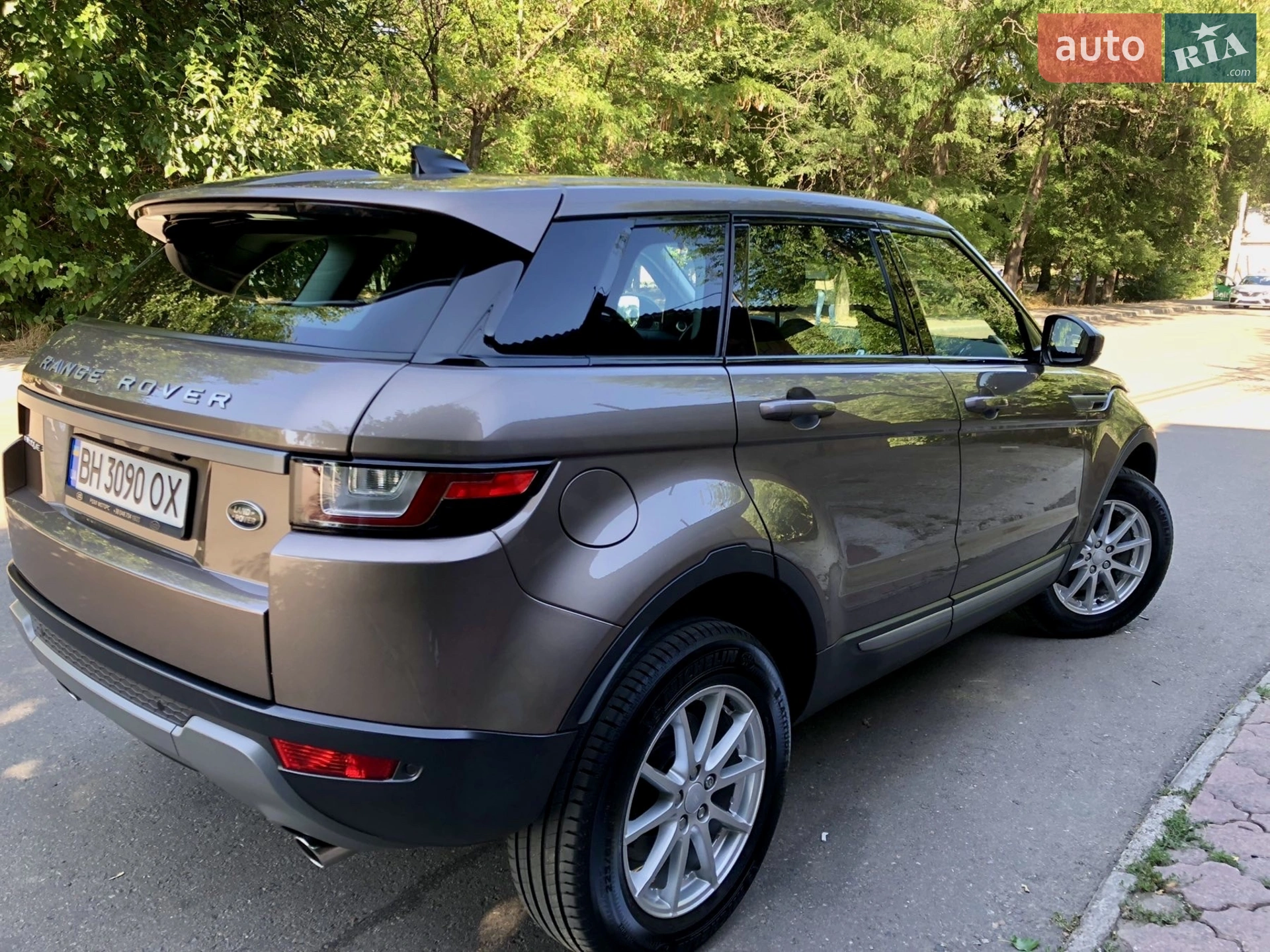 2017 Land Rover Range Rover Evoque - мініатюра 18