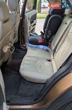 Внедорожник / Кроссовер Land Rover Range Rover Evoque 2014 в 