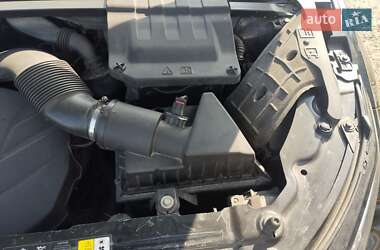 Внедорожник / Кроссовер Land Rover Range Rover Evoque 2013 в 
