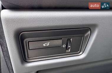 Внедорожник / Кроссовер Land Rover Range Rover Evoque 2014 в 