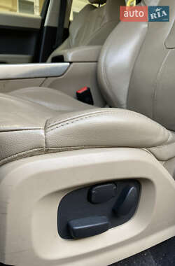 Внедорожник / Кроссовер Land Rover Range Rover Evoque 2012 в 