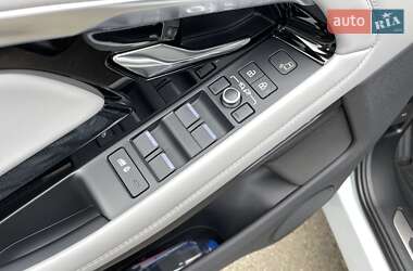 Внедорожник / Кроссовер Land Rover Range Rover Evoque 2021 в 