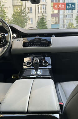 Внедорожник / Кроссовер Land Rover Range Rover Evoque 2019 в 