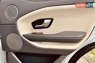 Внедорожник / Кроссовер Land Rover Range Rover Evoque 2017 в 