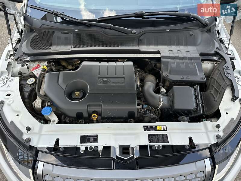 Внедорожник / Кроссовер Land Rover Range Rover Evoque 2017 в Киеве