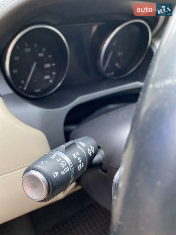 Внедорожник / Кроссовер Land Rover Range Rover Evoque 2016 в Житомире фото 25 Внедорожник / Кроссовер Land Rover Range Rover Evoque 2016 в Житомире